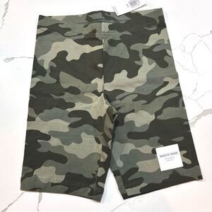 Old Navy Green Camouflage Girls Built-in Tough Stretch Spandex Biker Shorts 8